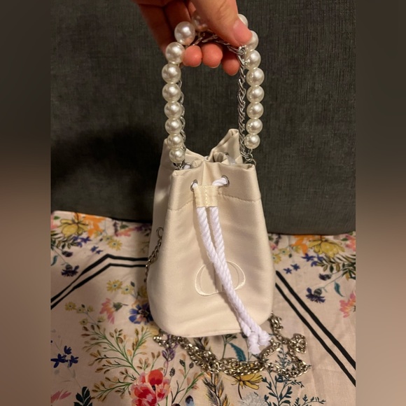 ❌SOLD❌Dior Beige /cream cosmetic convert to crossbody bag - Picture 6 of 13